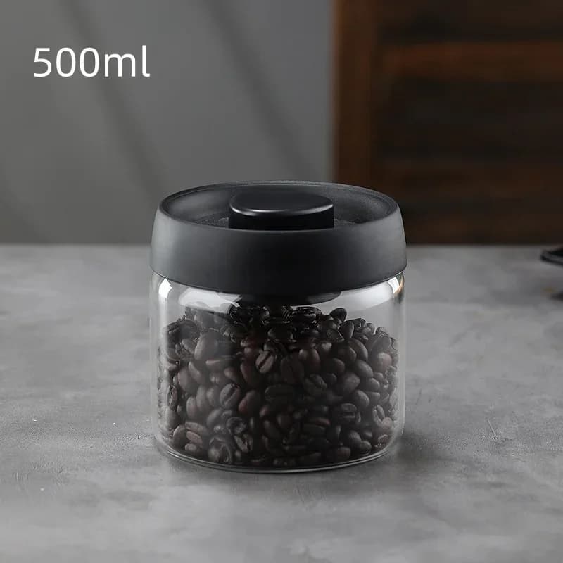 Kaffekanne og lufttett oppbevaringskrukke i glass med vakuumlokk