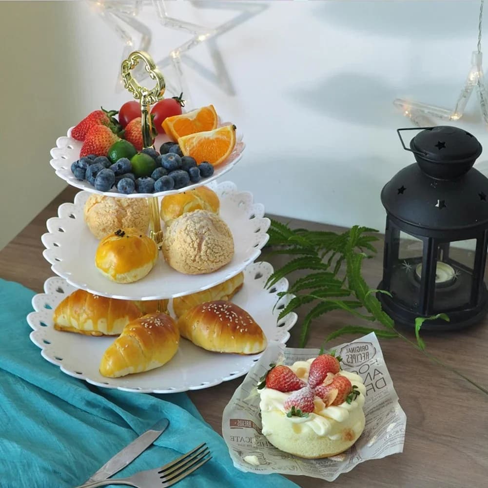 Kakefat i 3 etasjer – serveringsfat til fest, dessert og bryllup