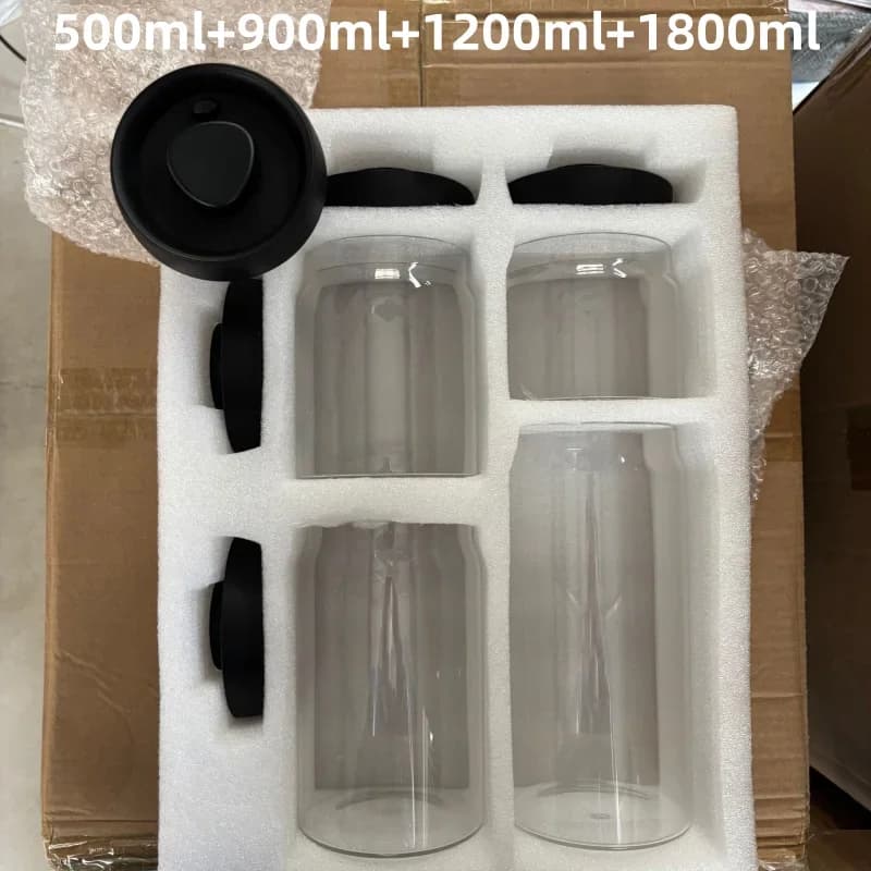 Kaffekanne og lufttett oppbevaringskrukke i glass med vakuumlokk